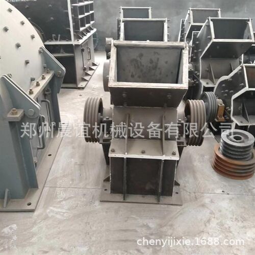 小型移动锤式破碎机 工地建筑垃圾矿渣制沙机 啤酒瓶玻璃粉碎机