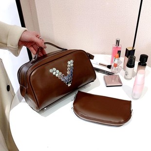 2022高级感超火化妆包女大容量手提护肤品收纳包便携旅行洗漱包袋