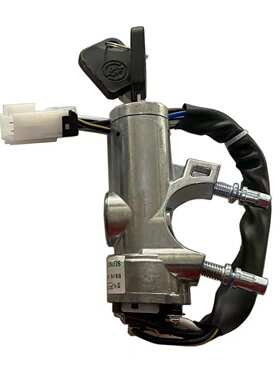 供应重汽HOWOA7高地板门锁总成(遥控）WG1664341002