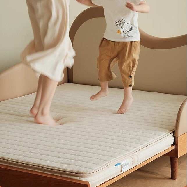 枕云床垫/儿童床垫可折叠黄麻乳胶环保护脊床垫家具无甲醛