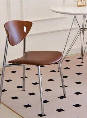 北欧复古风格轻奢餐实木靠背椅铁艺皮革坐垫家用休闲椅极简飞鸟椅