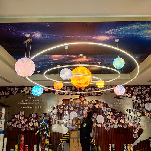 定制流浪星球灯吊灯星空装饰户外防水发光圆球地球灯幼儿园月球灯