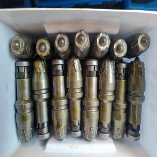 螺旋钻机C31截齿耐磨层打桩机齿尖旋挖钻机截齿钻头合金条齿座