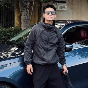 美式户外轻薄冰丝防晒衣男夏季速干双拉炼冲锋衣透气连帽解构外套