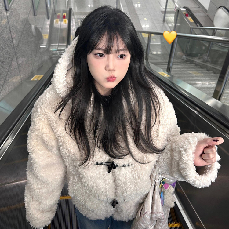 羊羔毛外套女秋冬短款宽