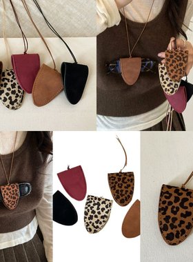 珍珠母贝新款豹纹绒布挂脖项链