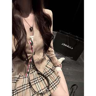 车迟恩Chien 秋撞纹收腰小香风上衣外 金感条毛VSY衣千针织开色衫