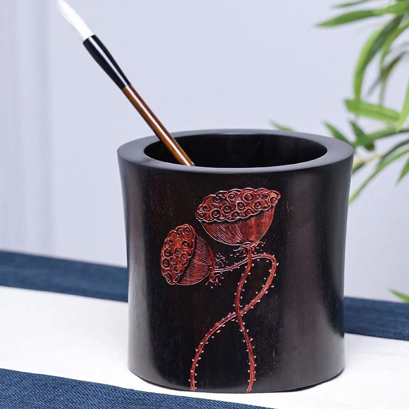 小叶紫檀仿古漆雕莲笔筒办公桌面创意摆件N实木复古文房收纳装饰