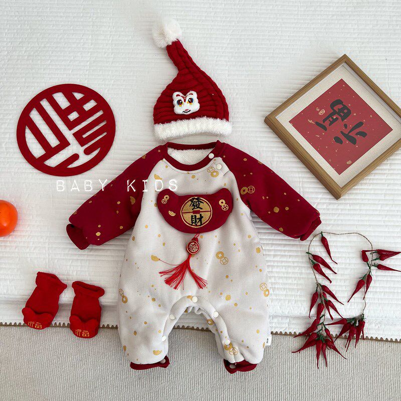 婴儿冬季加绒加厚保暖连体衣男女宝宝外出爬服喜庆拜年服过年衣服