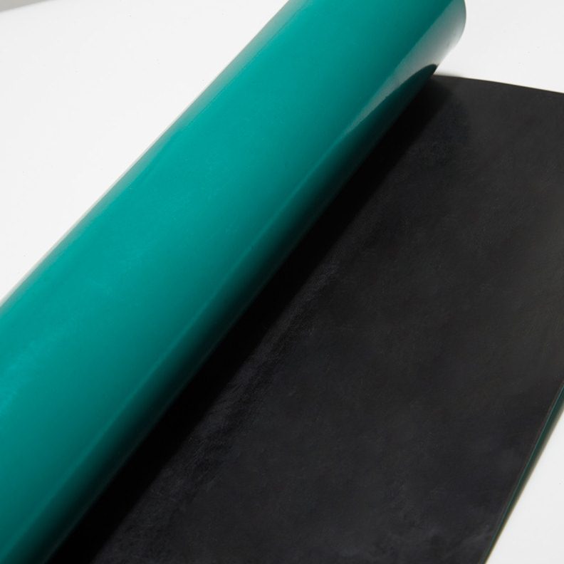 新款绿色防静电桌垫 厂家供应胶垫台垫2mm粘尘垫防静电台垫子