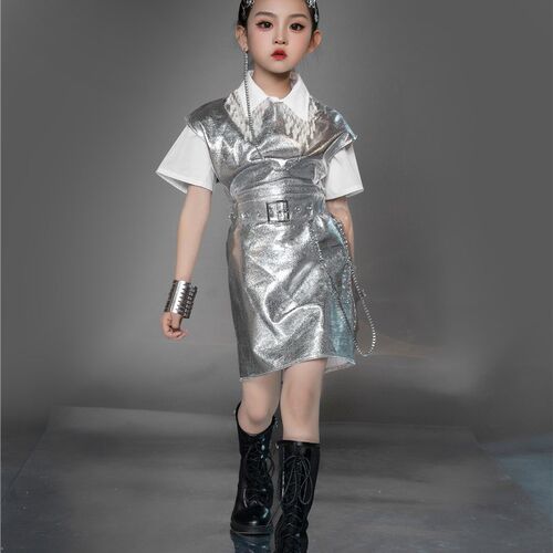 女童模特潮服儿童T台走秀大赛银金属色摇滚未来科技感礼服风模卡