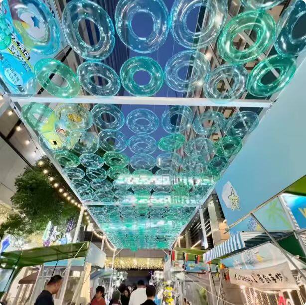 户外大型透明充气游泳圈装饰挂饰充气用品