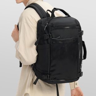 引导线2025新款 双肩包轻便旅行背包大容量登山包男大学生通勤女包