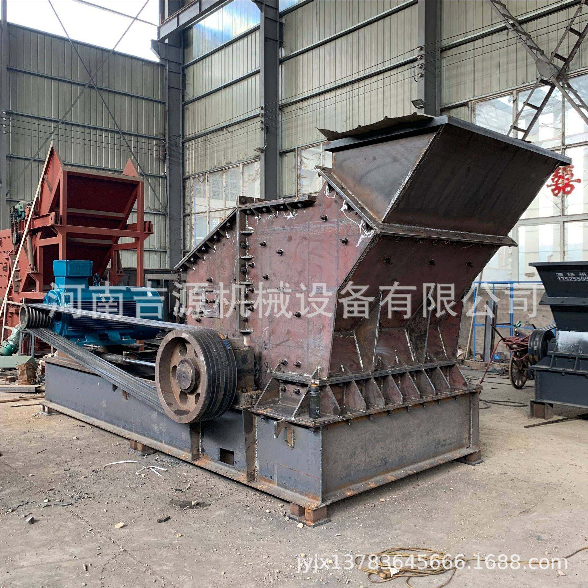 新型液压开箱制砂机小型石头制砂机全自动液压开箱制砂机,机械设备,破碎机,淘宝优惠券,粉丝福利购,淘宝优惠卷