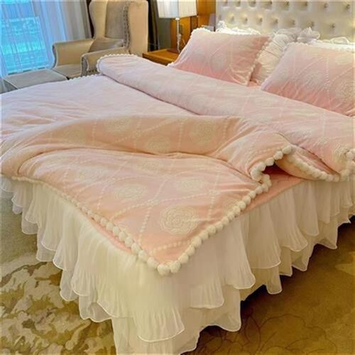 秋冬新品,韩式加厚雕花牛奶绒床裙款套件(粉)