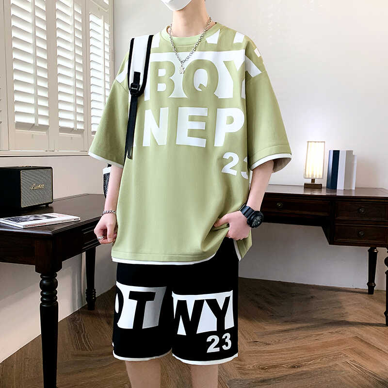 运动服套装男夏季宽松圆领印花短袖男生短裤青少年休闲帅气两件套