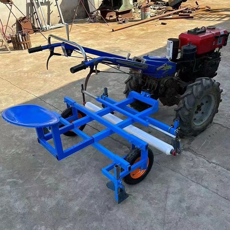 新款加厚手e扶款地膜覆盖机喷药铺滴管地膜机压膜全自动覆膜机器