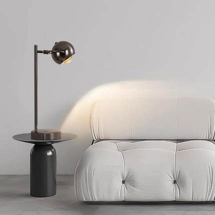 LED客厅卧室台灯创意高级感设计师装饰灯北欧极简书房护眼阅读台