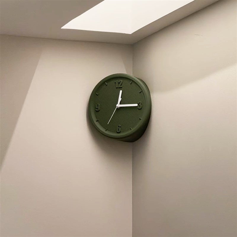 转角挂钟客厅2025新款轻奢高B级感家用创意现代简约数字墙角钟表