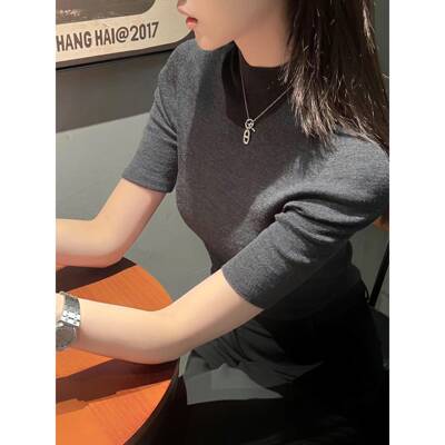 2025春秋新款亲肤半高领五分袖打底衫女紧身薄款针织中袖气质上衣
