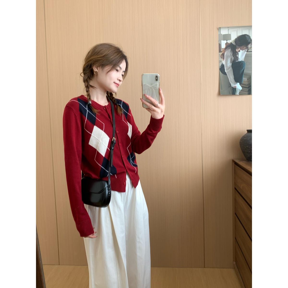 此外 早秋拼色菱形格针织开衫女2025年新款韩版外套学院风格外套