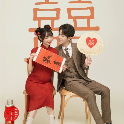 影楼孕妇照新年服装情侣室内喜庆红色新中式旗袍孕妈咪艺术照服装