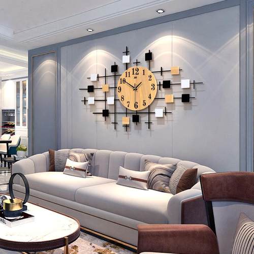 现代简约客厅创意挂钟家用装饰实木钟表免打孔静音时钟挂墙高级感