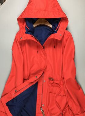 新款运动户外休闲式冲锋衣女糖果色防风防雨透气登山风衣春秋外套