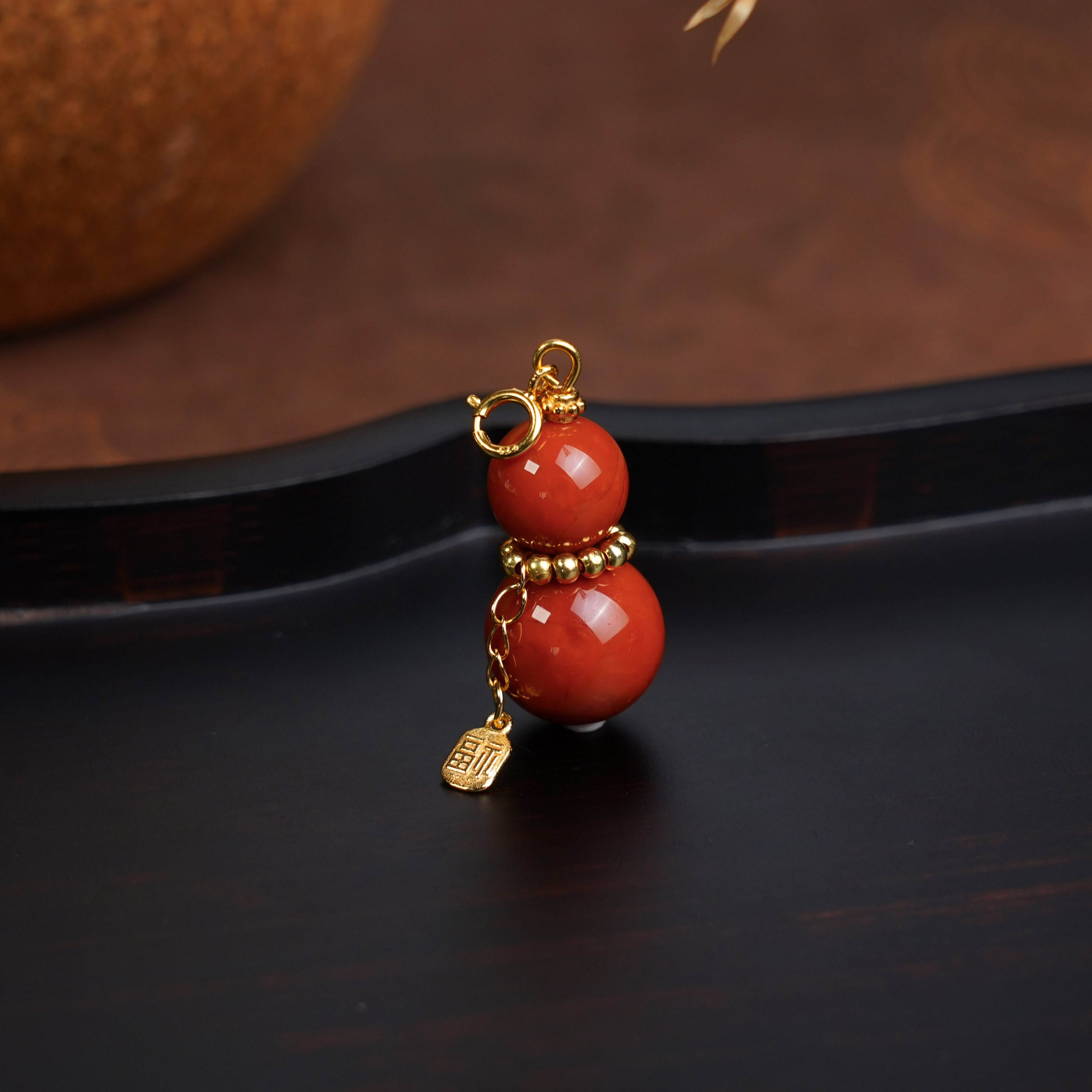 龙老板珠宝南红葫芦吊坠