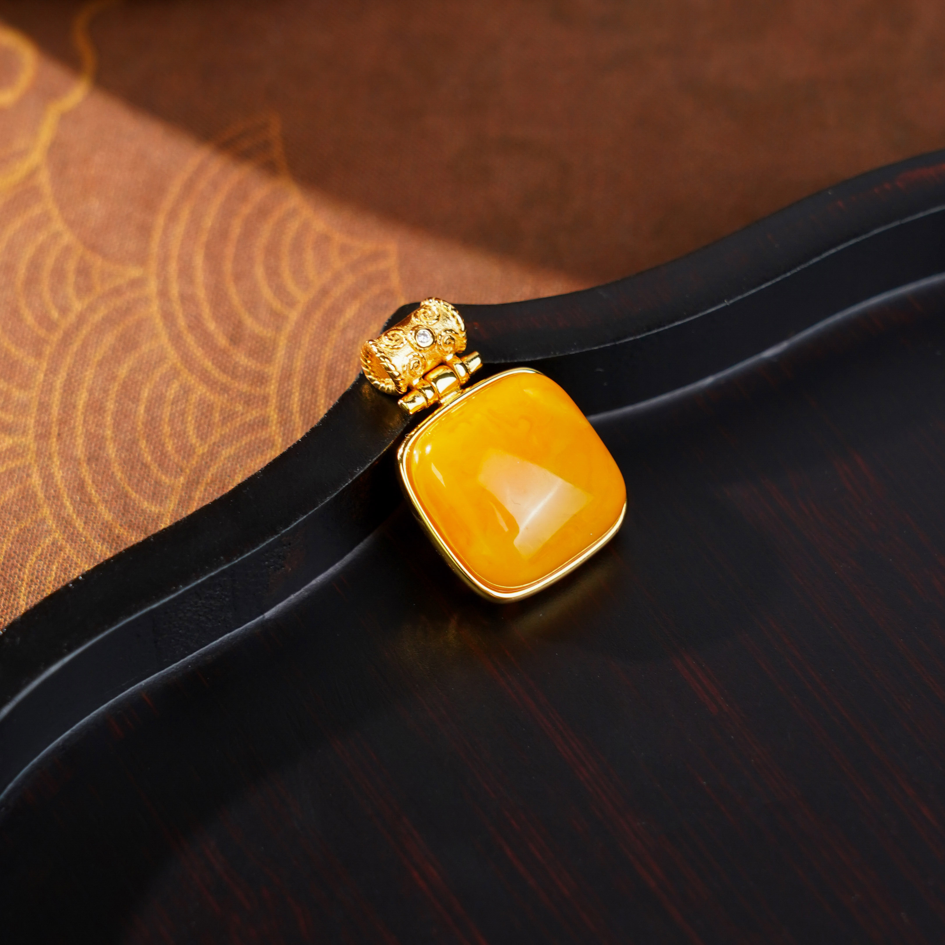 Winnie专属 ·龙老板珠宝S925蜜蜡吊坠