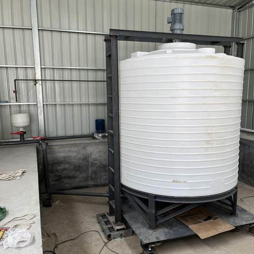 5吨桶塑料水罐PE牛筋搅拌桶10吨塑料存储罐30t20方塑料水塔PE水箱