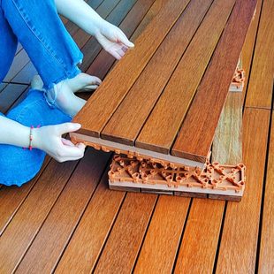 阳台木地板室外露台花园定制加高架空地面自铺设木龙骨防腐木地板