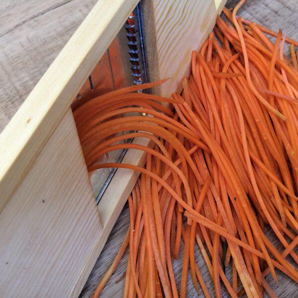 洋芋擦擦工具擦丝神器插丝板家用推丝器厨房菜拉子地瓜刨丝器木质