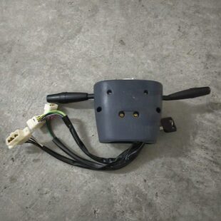 时风三轮车配件时风风云2号3号大灯雨刷转向组合开关总成9+6+5线