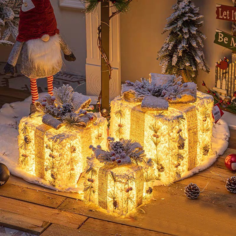 2024新款圣诞树下装饰盒v氛围场景布置圣诞节铁艺摆件植绒礼物盒