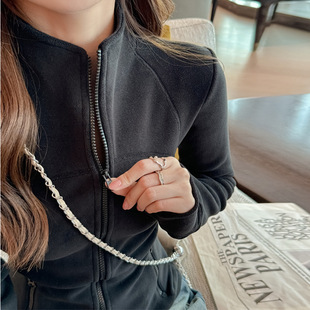 秋冬季加绒保暖拉链外套女士外穿高级感长袖运动修身显瘦中领上衣