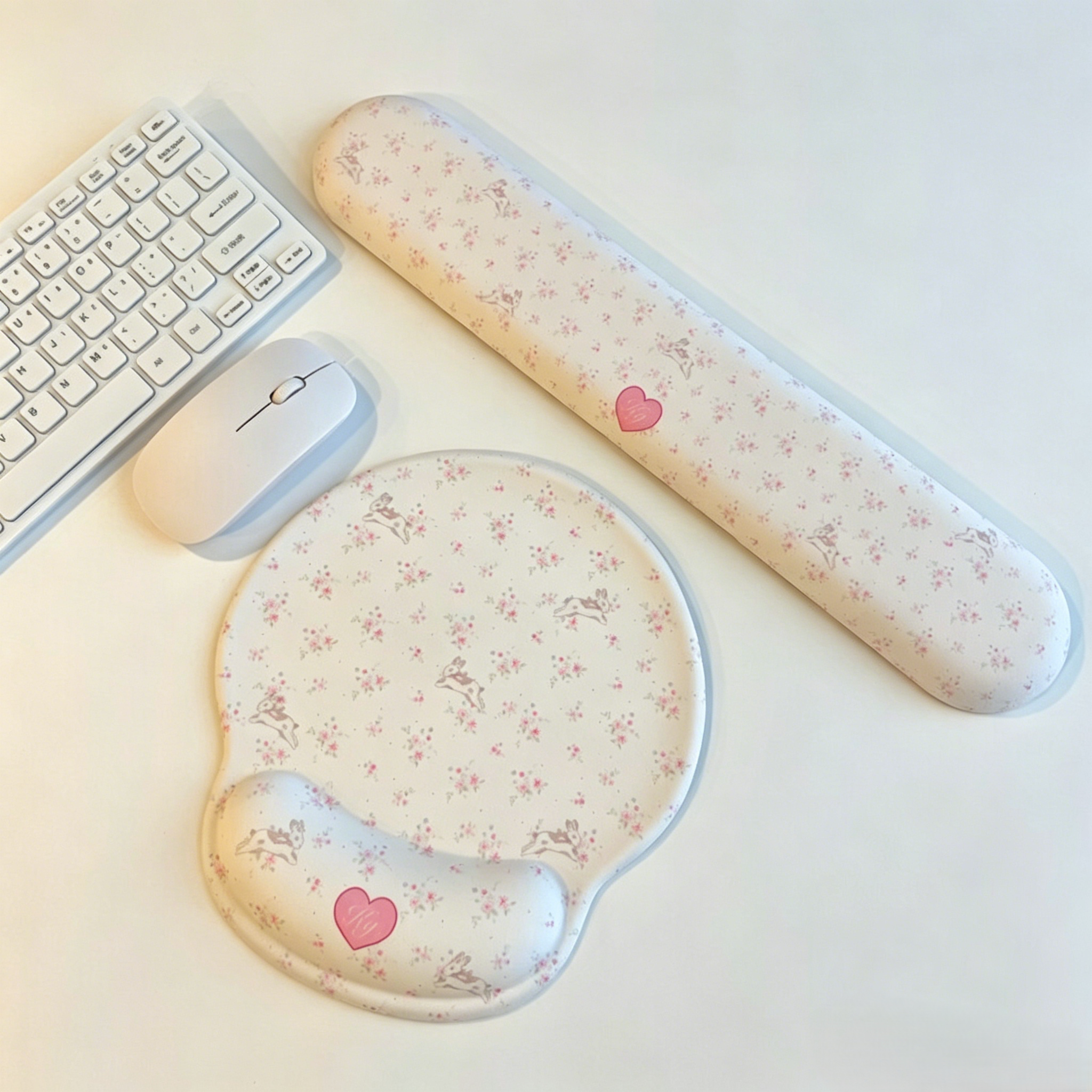 碎花兔护腕鼠标垫女生高颜值办公室家用橡胶防滑硅胶记忆棉鼠标垫