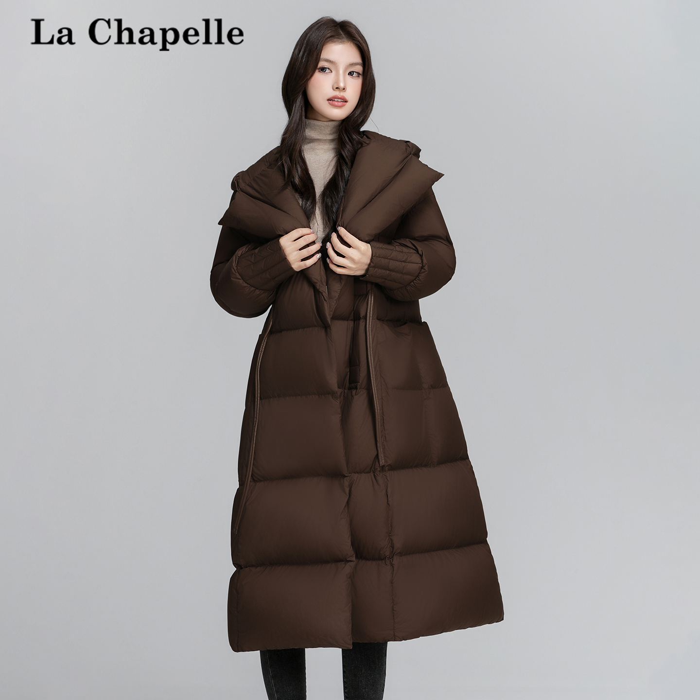 拉夏贝尔鹅绒羽绒服女冬季新品过膝中长款保暖加厚时尚纯色外套