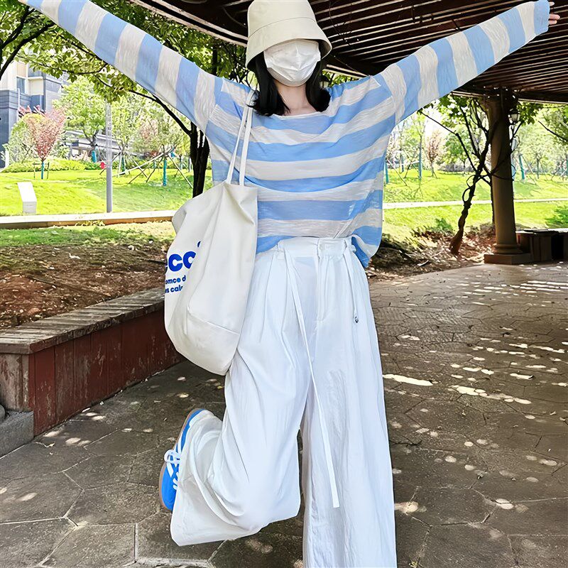 2025超火夏装一整套蓝色长袖条纹T恤女冰丝防晒罩衫阔腿裤两件套