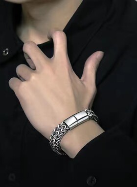 喵绽时尚百搭钛钢男士钢带手链