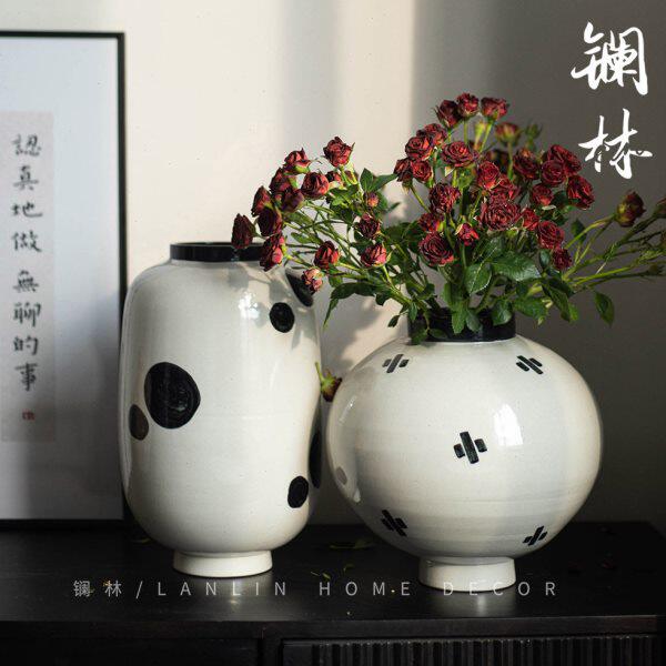 白色中古风花瓶陶瓷花器客厅插花桌面摆件现代简约高级感软装饰品