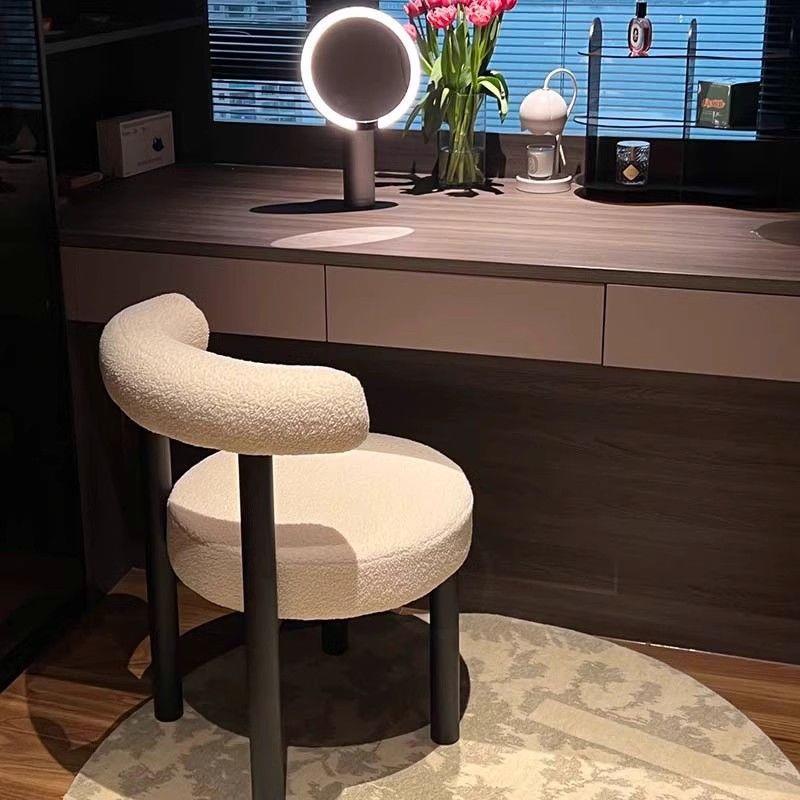 靠背电脑椅子家用女生卧室梳妆台化妆椅宿舍学生书桌学习升降转椅