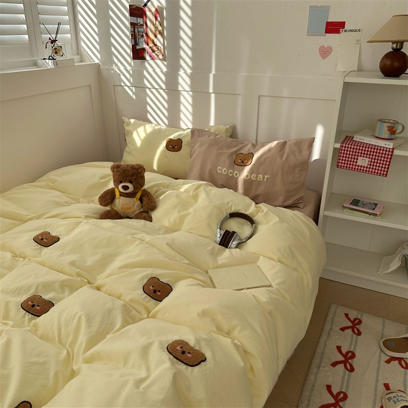 新款可爱卡通绣花小猫纯色水w洗棉四件套床单被套单人宿舍床上用