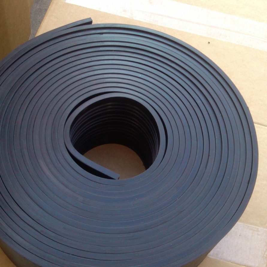 轨道橡胶垫 柔性橡胶垫板 带钢片柔性可延展橡胶带