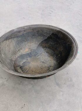 农村老旧货老铁锅大锅民俗老物件怀旧收藏灶堂饭锅农家院装饰摆件