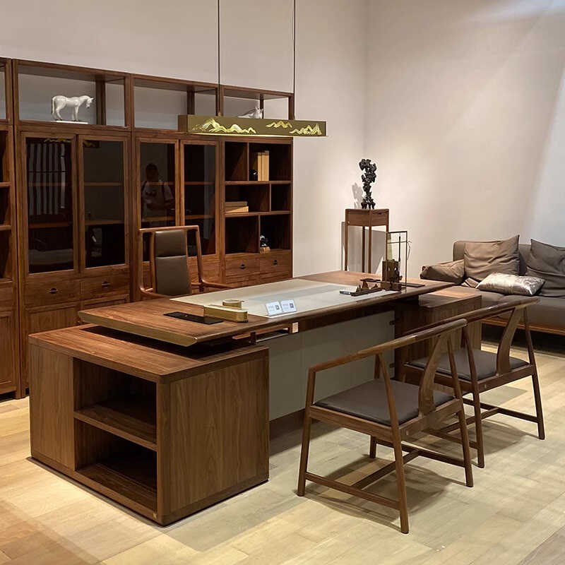 新中式实木家用办公桌轻奢现代高级感G北美胡桃木老板桌总裁桌定