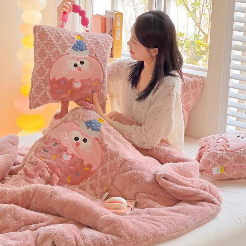 手提曲奇饼干抱枕被子两t用冬季车载靠枕办公室午睡枕头毯子二合