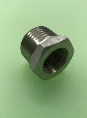 内外丝不锈钢压力表接头 内螺纹m14x1.5 外螺纹 zg1/2 总长19mm