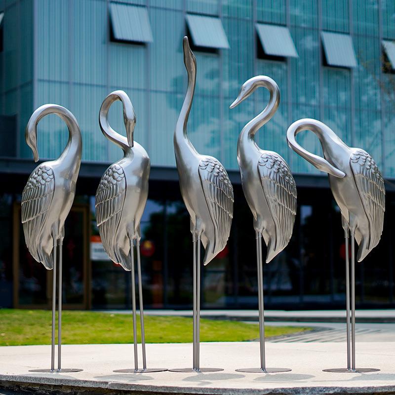仿铜仙鹤摆件户外玻璃钢雕塑园林景观公园水景房产小区装饰白鹭