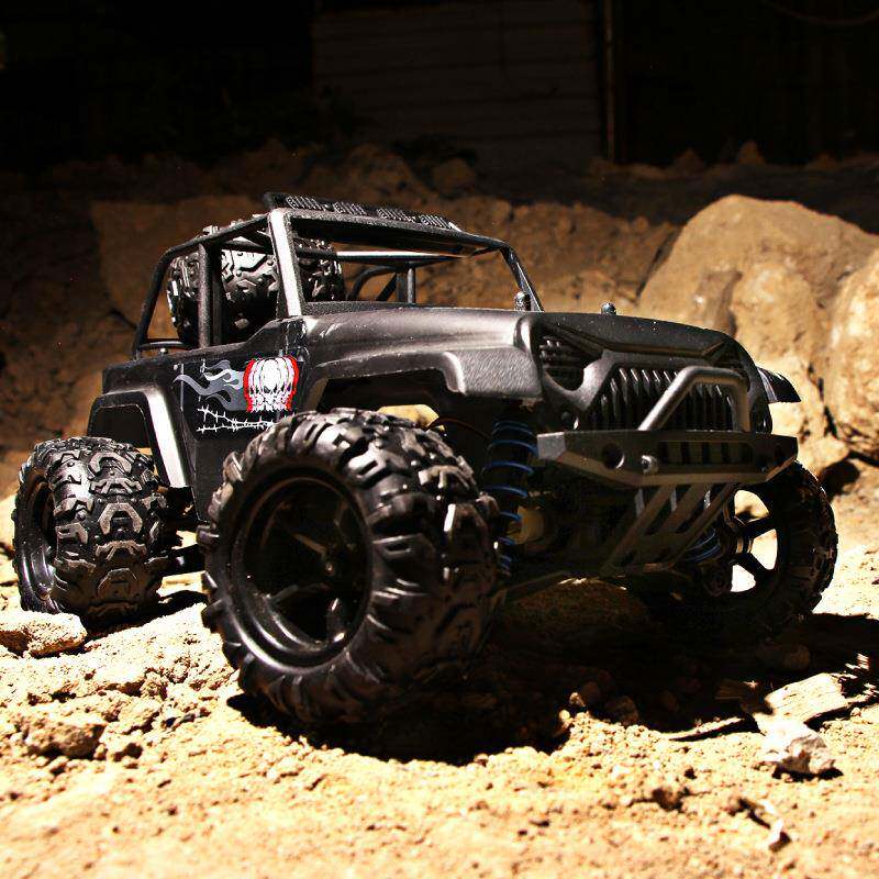 专业rc鹏翔9304全比例1:18四驱遥控汽车高速越野攀爬漂移赛车